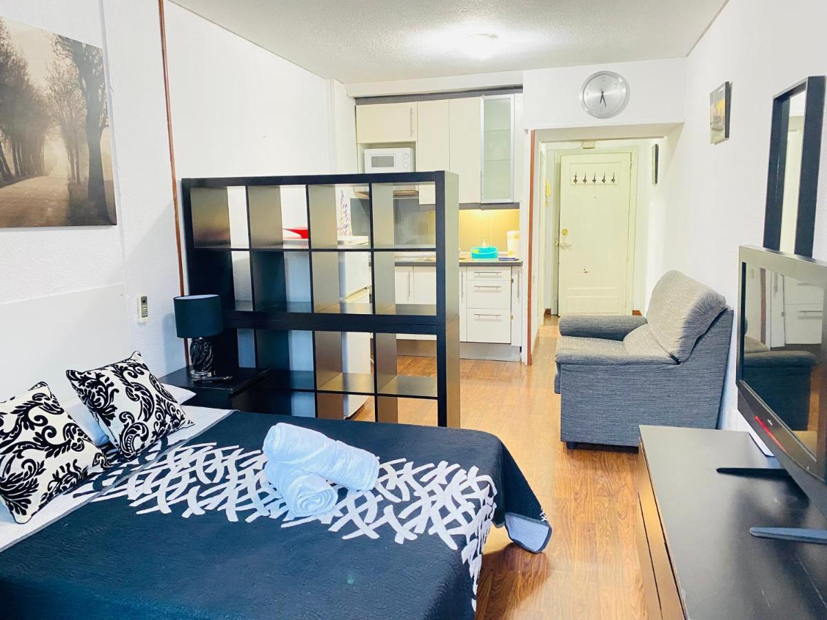 Apartamento Estudio Doble Con Balcon En Centro Madrid